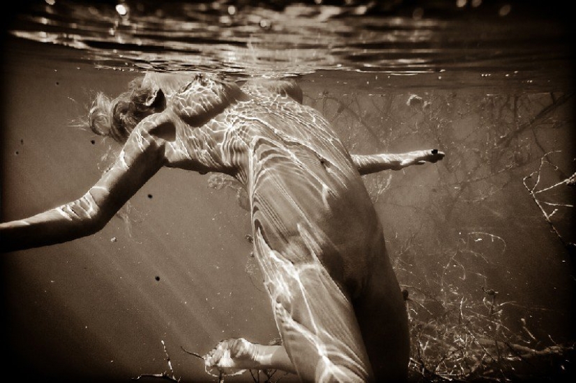 Girls and absorbing water elements from Neil Craver
