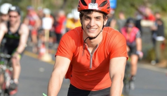 Greek student because of the quarantine crossed Europe by bike Greek student because of the quarantine crossed Europe by bike