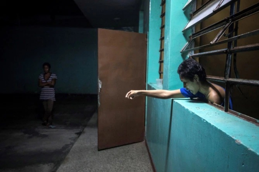 Hell on earth: mental hospital in the Venezuelan nightmares gradually becomes a reality