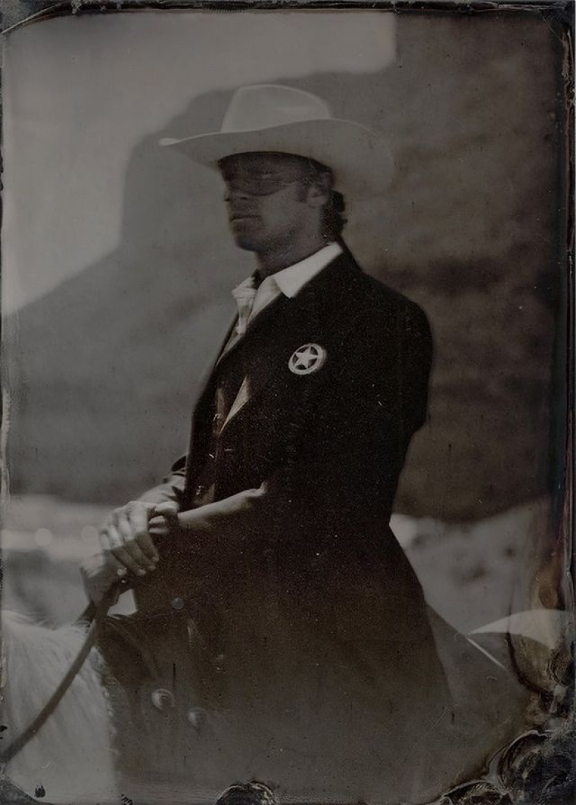 Hollywood stars captured by a camera of the XIX century