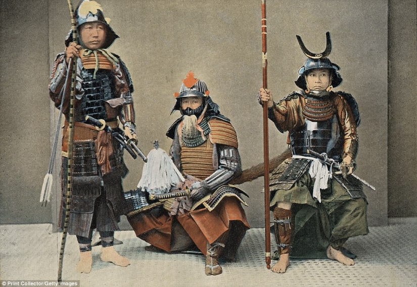Honor more than life: like the samurai in Japan did harakiri
