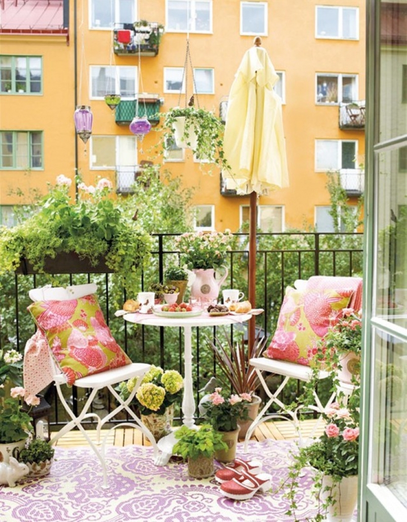 How to turn a balcony into a heavenly place: 7 useful tips and 30 adorable examples