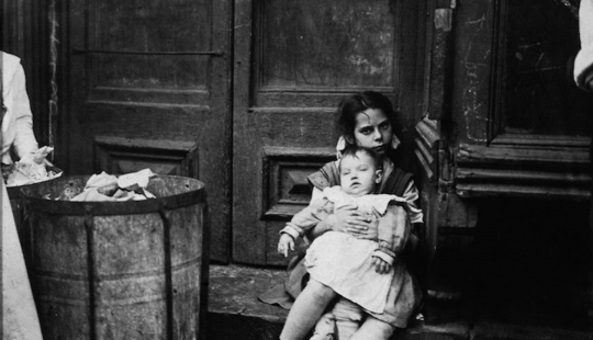 Jacob Riis: fotógrafo de inmigrantes que recibió disparos de un desconocido de la mitad de nueva York