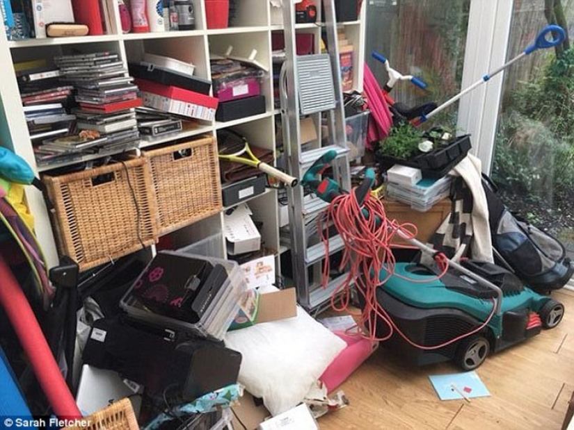 Kill a hoarder: how to destroy the mess in the room with the help of a specialist