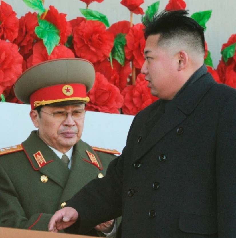 La muerte, como en el éxito de taquilla de la película: la masacre de Kim Jong-un, en sujetos morosos
