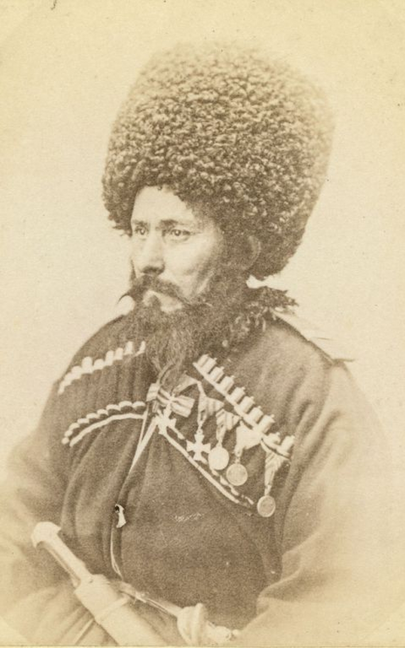 La riqueza multicultural del Imperio ruso 1870-1880-erótico