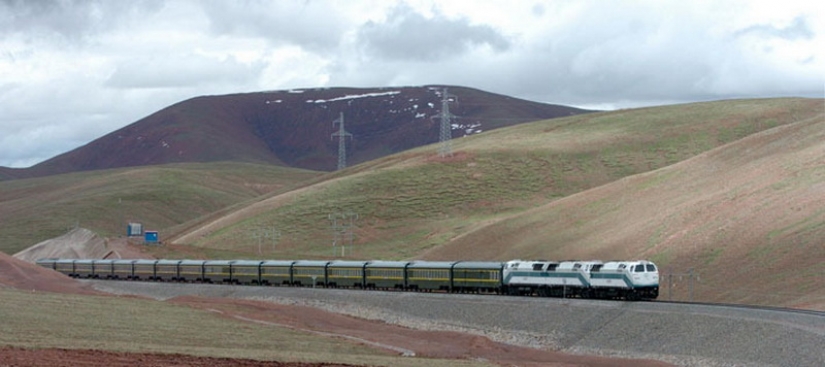 Los Chinos construyeron un ferrocarril para el Tíbet