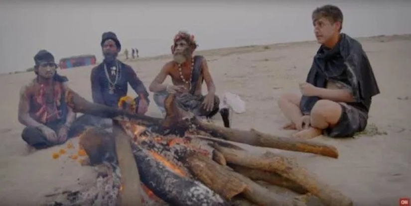 Los últimos caníbales: las tribus en las que se alimentan de carne humana y lleva a cabo los rituales de sangre