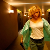 "Lucy": 7 curious facts about the role of the sexy Scarlett Johansson
