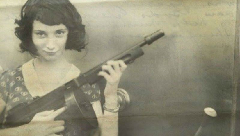 Madrina: 25 fotos raras de las mujeres en el mundo de gángsters