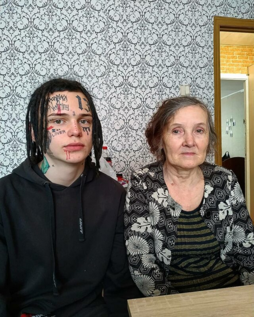 Mami rapero: ruso colegial ha llenado sus 48 tatuaje
