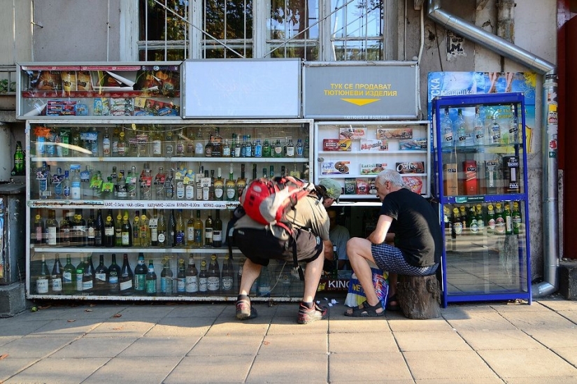 Miracle casket: where in Bulgaria can buy anything, anytime