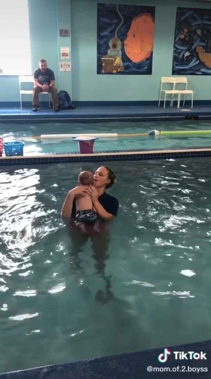 Mother receives death threats for what was allowed to throw 8-month-old son to the pool for a lesson on survival
