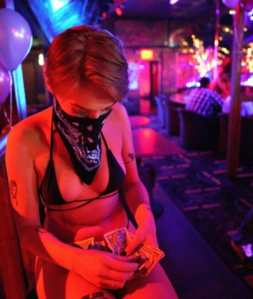 Naked, but masked in Wyoming after the easing of quarantine opened a strip club