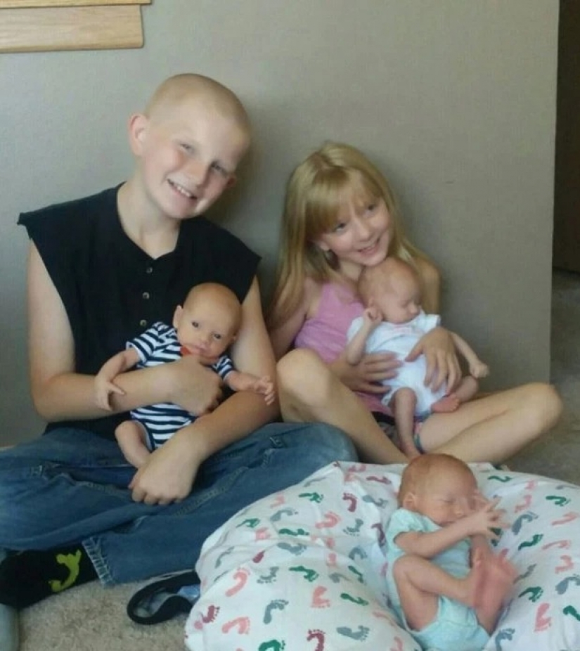 Non-random accident: a woman gave birth to triplets, not knowing about the pregnancy