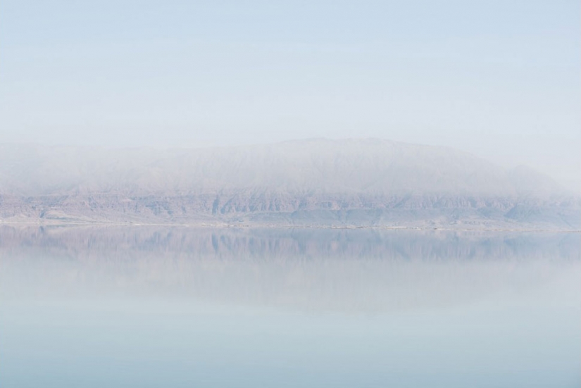 Photo: dying Dead sea