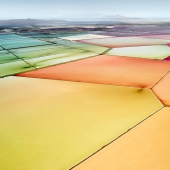 Pictures of salt-works from the height that blur the lines between photography and painting