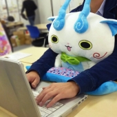 Pillows for healthy computer work — a new hit Japanese offices