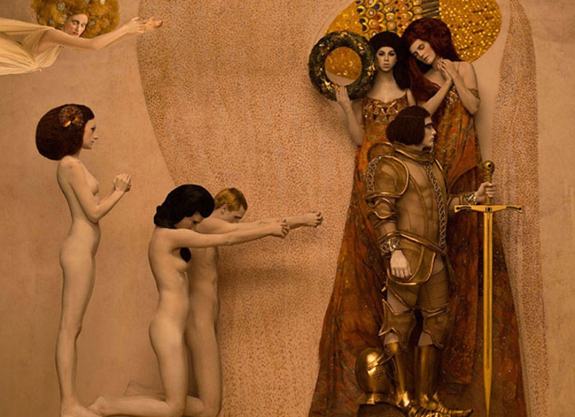 Real model has recreated famous paintings by Gustav Klimt