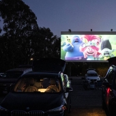 Seguro y cómodo: ¿qué drive-ins son, una vez más ganando popularidad