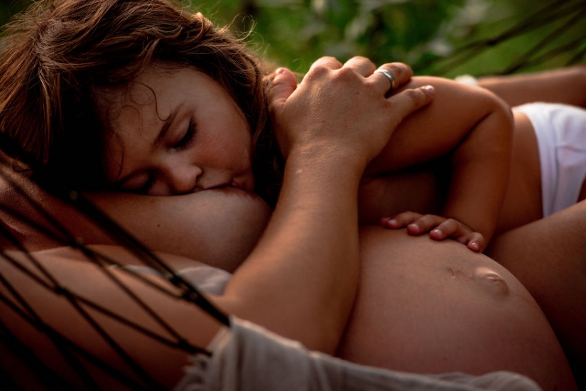 Semana mundial de lactancia materna: mira qué bonito mamá alimentar a sus hijos