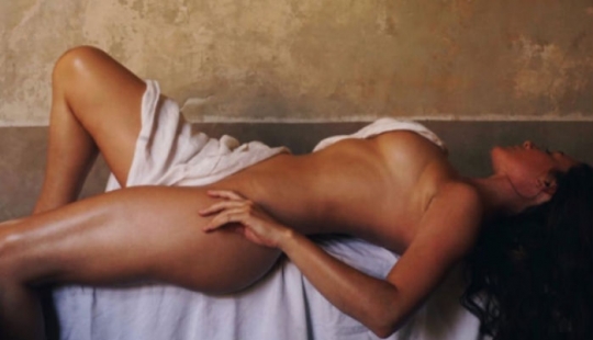 Sensual Nude photography in the style of Provence from Jamie Beck