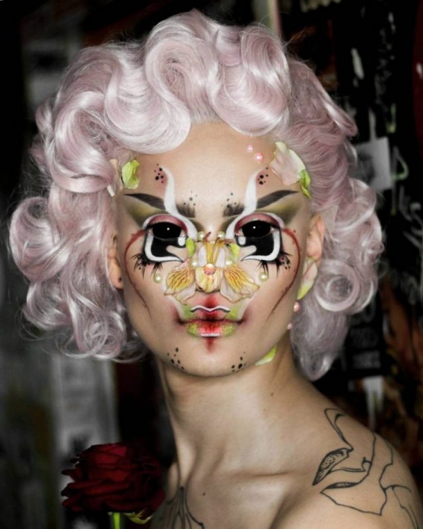 Surreal make-up from a queer artist Hungry make her a alien