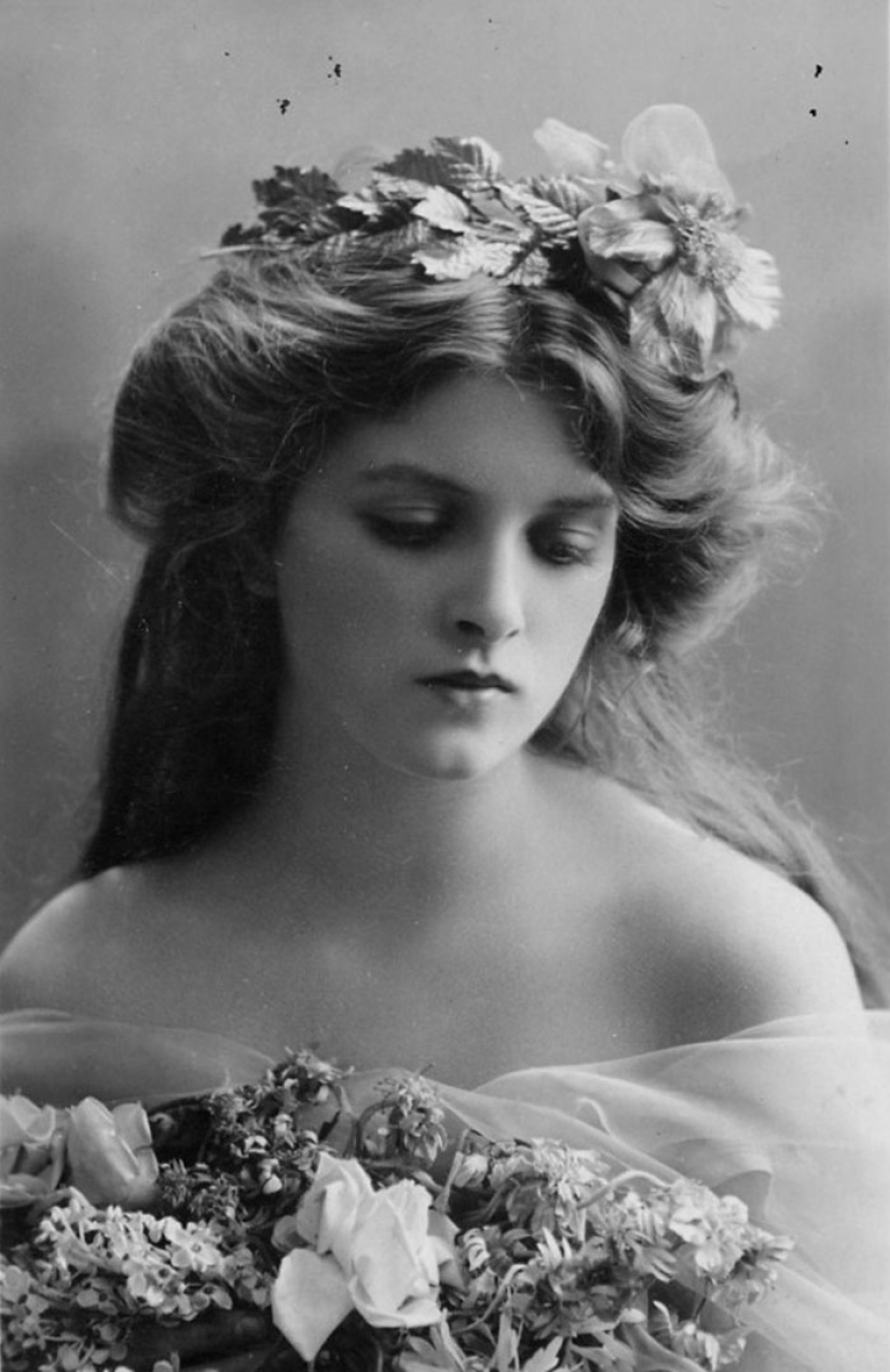 The 11 most beautiful women of the early XX century