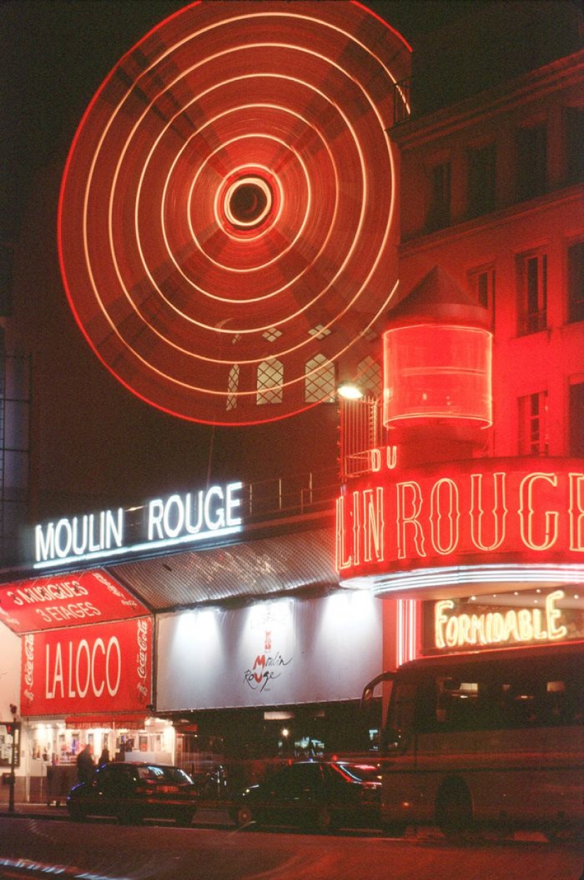 The age-old history of the main world of the cabaret "Moulin Rouge" in photos