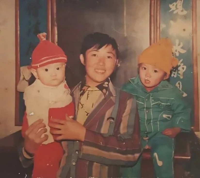 The Chinese guy that kidnapped baby reunited with family after 33 years