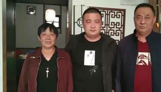 The Chinese guy that kidnapped baby reunited with family after 33 years