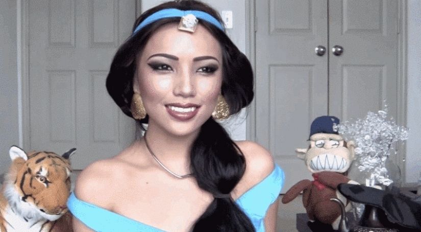 The girl tried on the images of 15 disney princesses