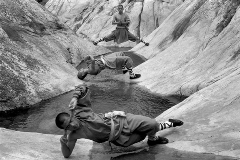 The monks of the Shaolin monastery