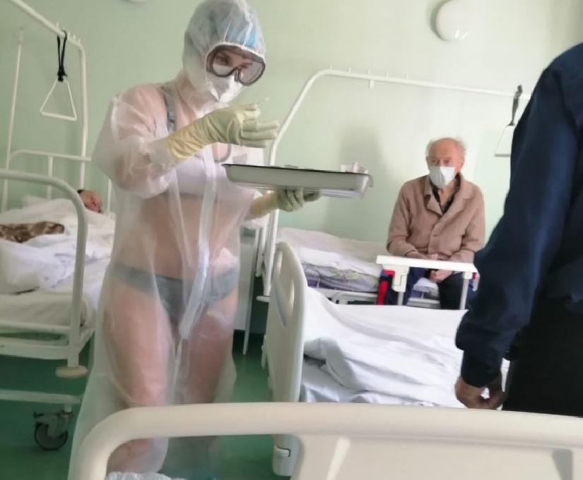 The nurse in the Tula region came to the sick in a swimsuit and was punished
