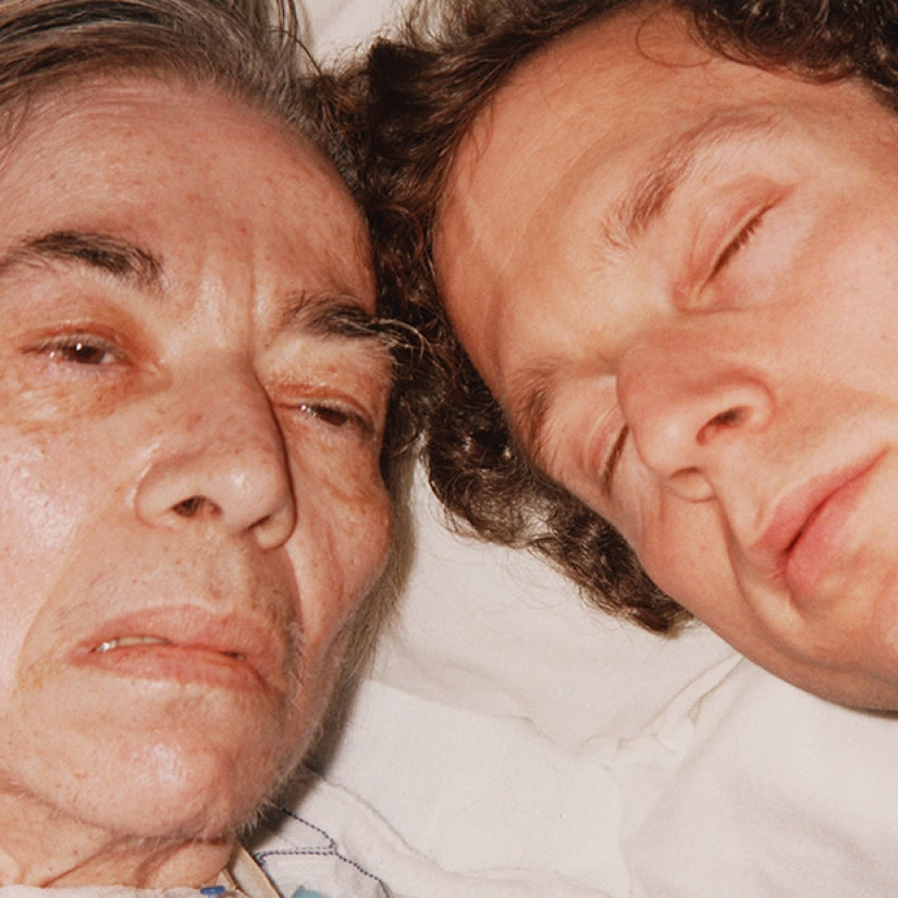 The photographer filmed the life and death of his mother, who had never been kissed