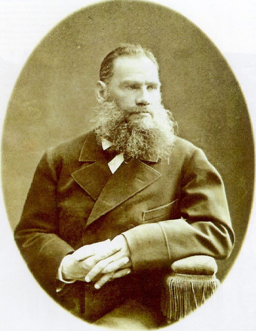 Un jugador, a un Santo o a un genio: 10 datos poco conocidos acerca de Leo Tolstoy