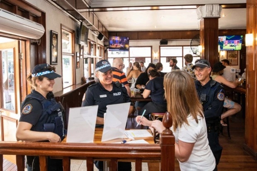Un soplo de libertad: en Australia abrió pubs despues de la cuarentena, pero no es tan simple