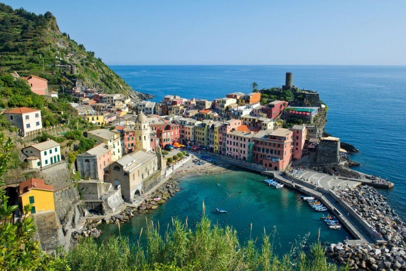 Where lives a fairy tale: the charming small towns of Italy