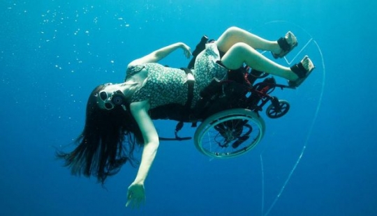 10 cool people who cannot be called disabled