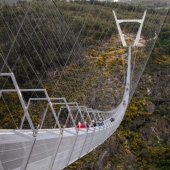 10 minutos sobre el abismo: se abre el puente colgante más largo de Portugal