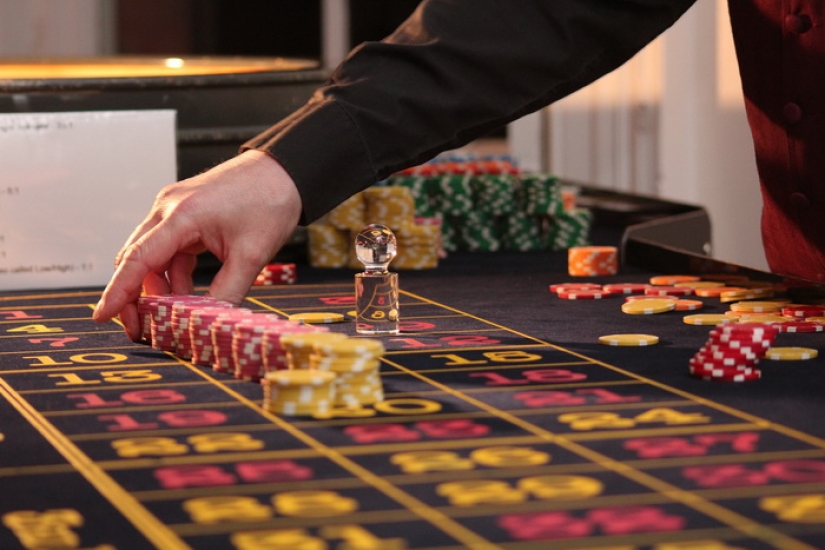 10 most bizarre and interesting facts about gambling and casinos