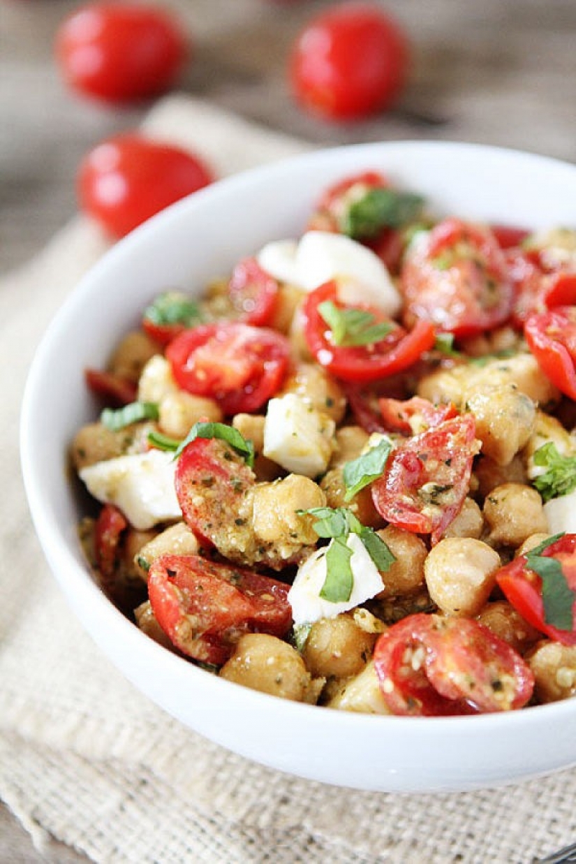 10 salads that prove that healthy eating is delicious