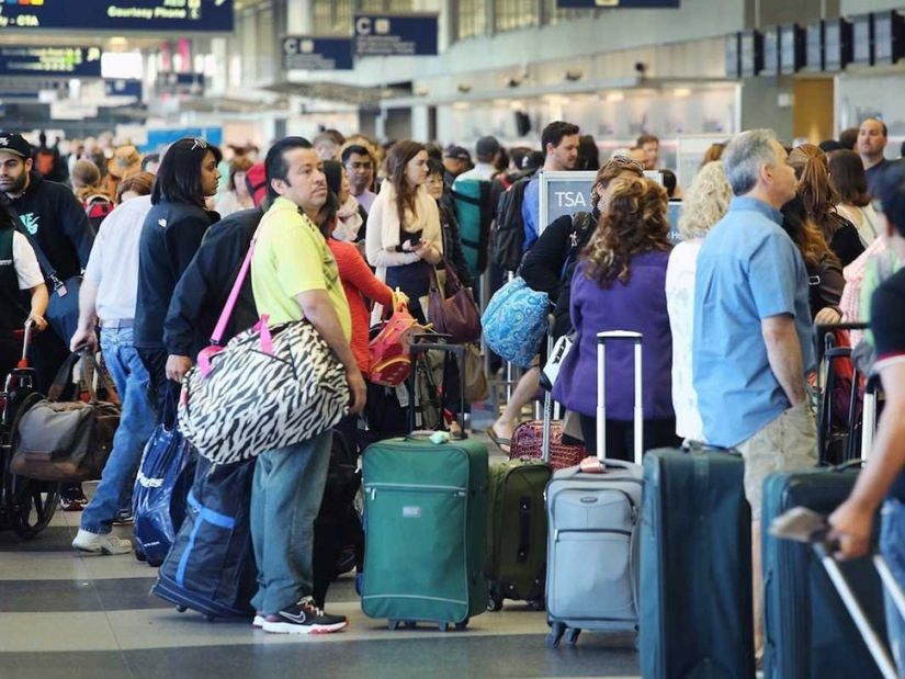 14 life hacks from airport employees that will make your next flight easier
