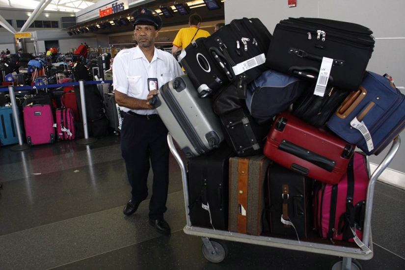14 trucos de vida de los empleados del aeropuerto que harán que su próximo vuelo sea más fácil
