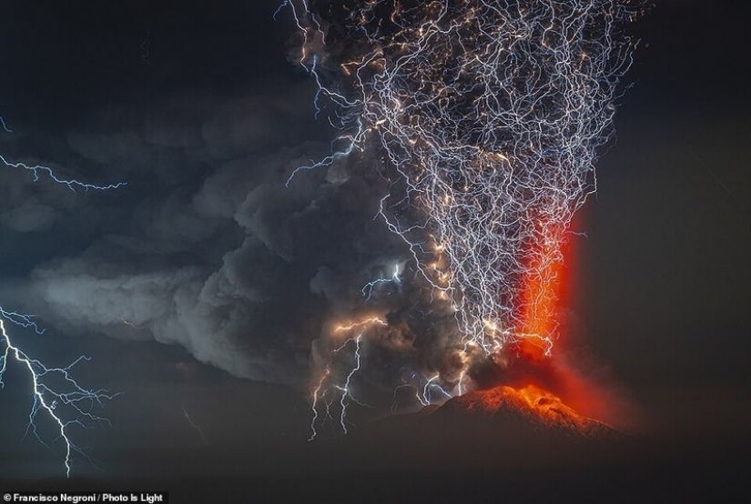 20 stunning photos from the winners of the Photo Is Light World Photography contest