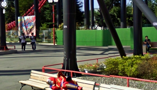 25 of the Craziest Shots Taken on Google Street View Cameras