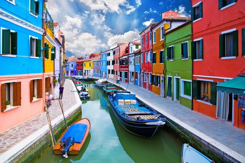 25 tiny cities that are too good to be real