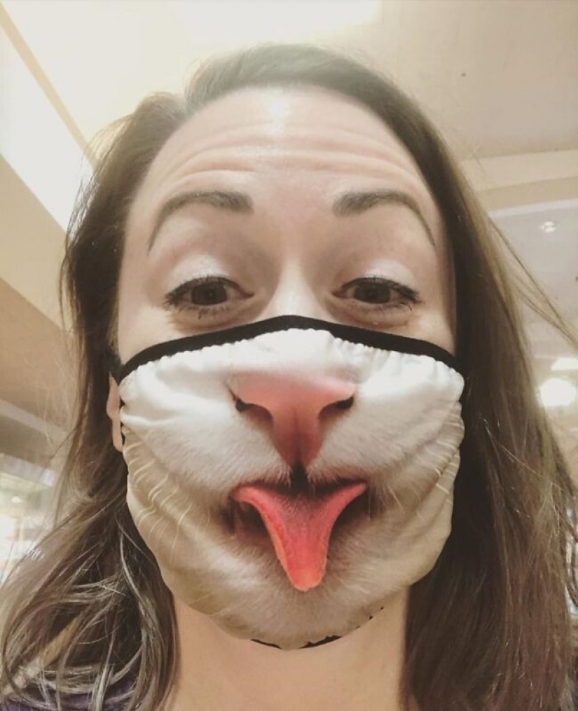30 strange and funny protective masks for cat people