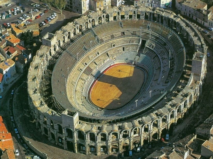 4 Ancient Roman amphitheaters still functioning today