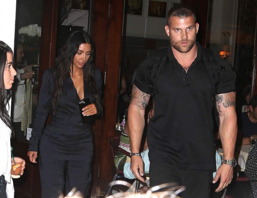 5 bodyguards of stars, which the girls drooling